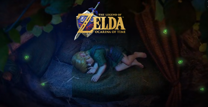 Jovem Link dormindo em sua cabana no início de Legend of Zelda Ocarina of Time Remake com fadas verdes ao redor.
